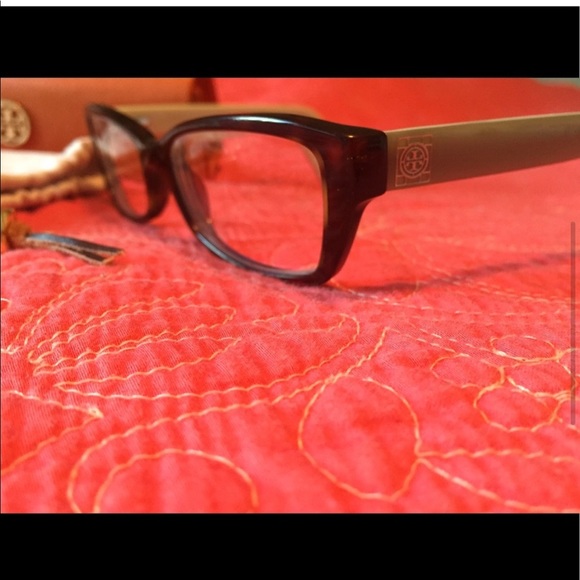 Tory Burch eyeglasses - Picture 4 of 7